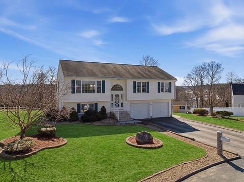 16 Princeton Rd Hudson MA 01749