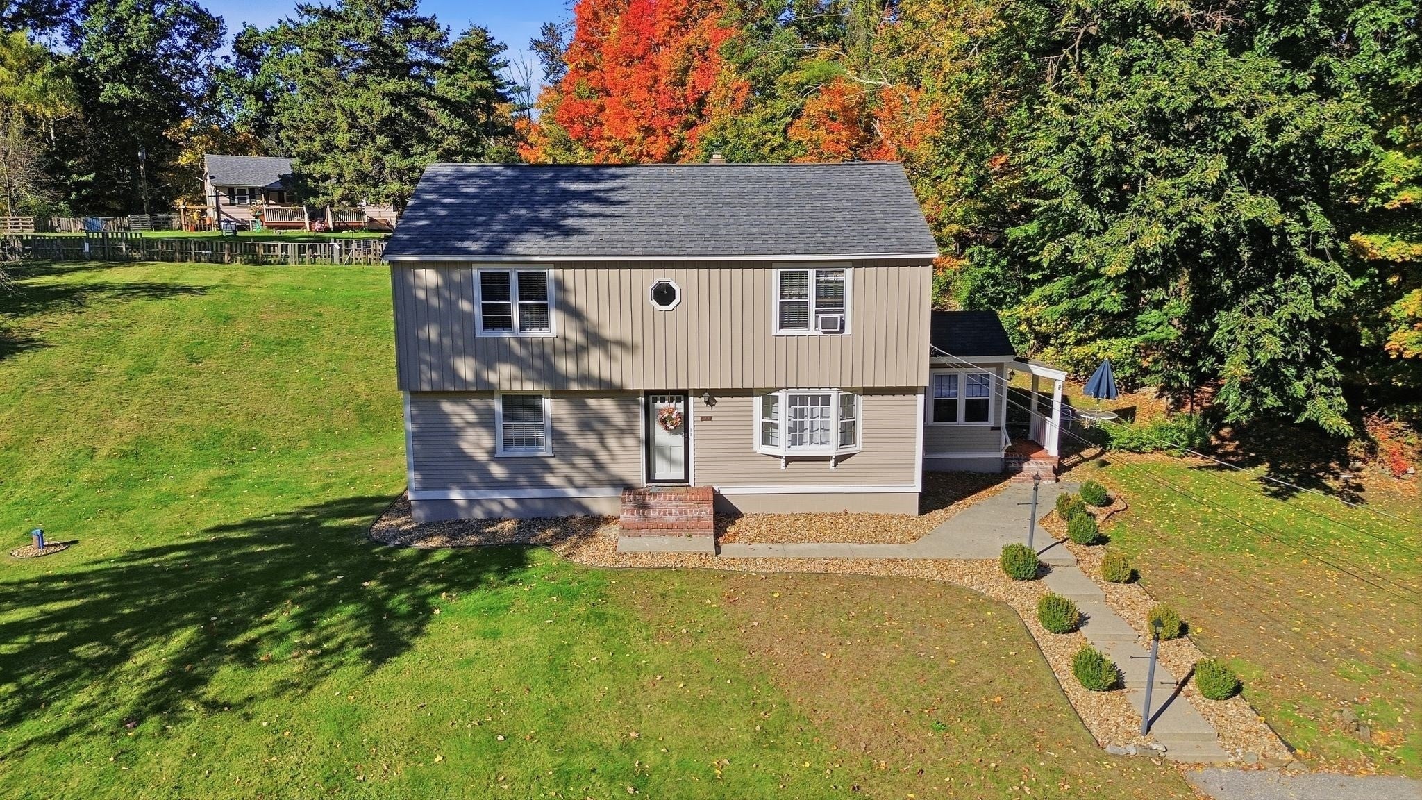 29 Shadow Lake Rd, Salem, NH, 29 Shadow Lake Rd, Salem, NH Photo #2