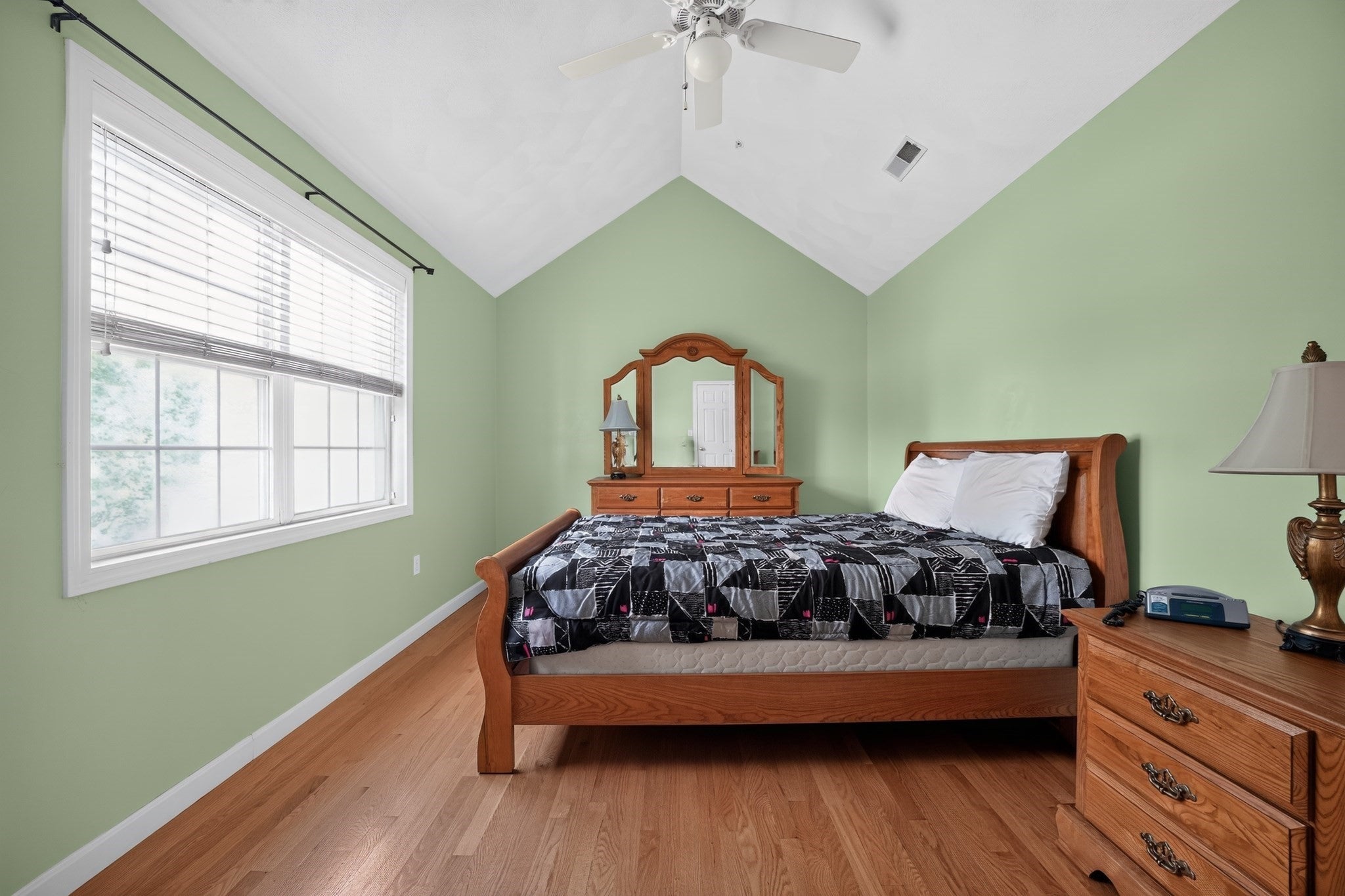78 Fairway Dr #78, Tewksbury, MA Photo #17
