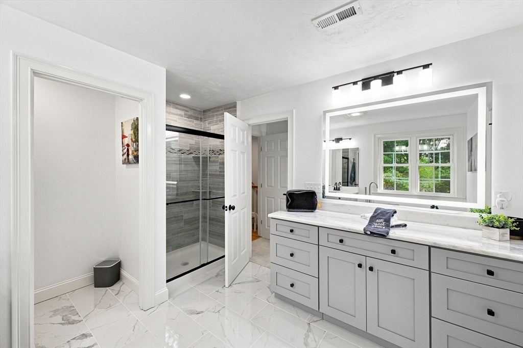 25 Greenbriar Dr, Shrewsbury, MA, 25 Greenbriar Dr, Shrewsbury, MA Photo #25