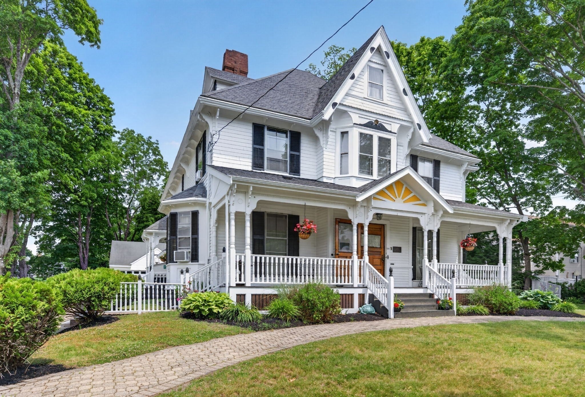 289 W. Britannia St
