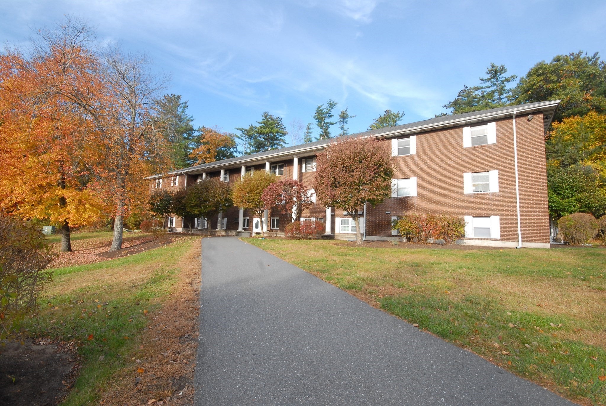 Photo of 773 Massachusetts Ave, Boxborough, MA