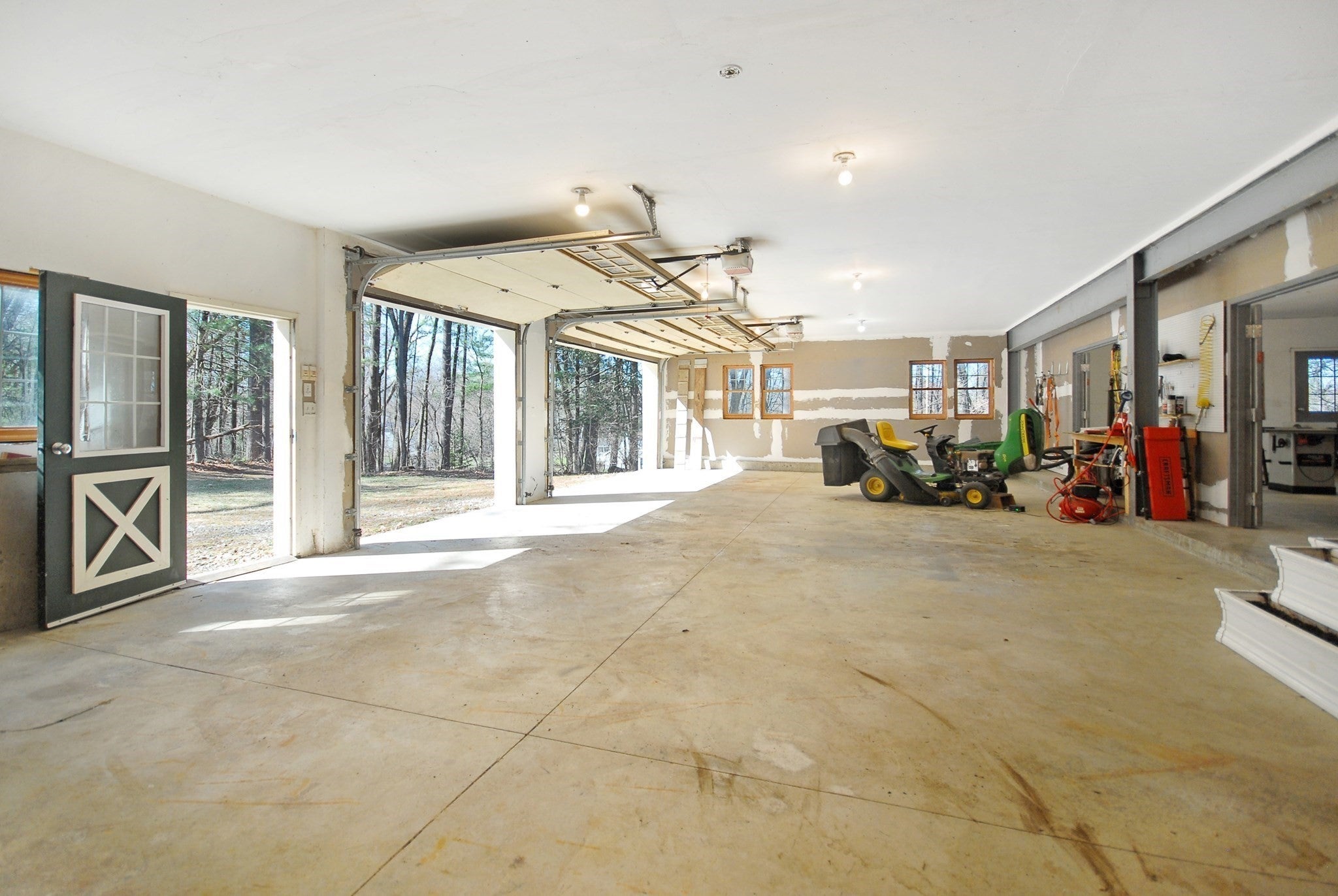 141 Independence RD, Concord, MA Photo #38