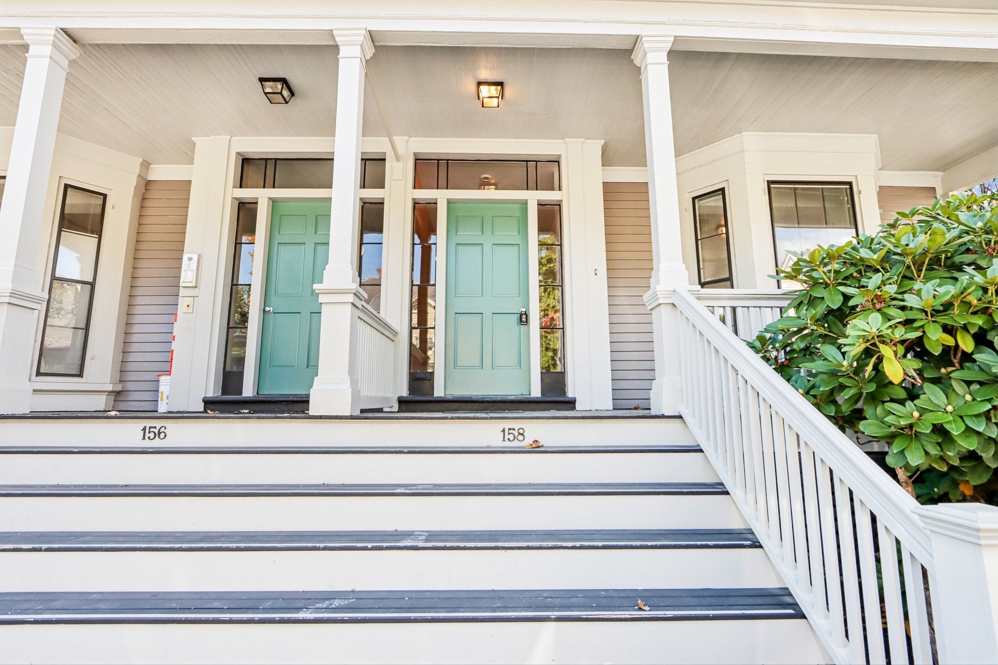 158 Mount Auburn St 1
