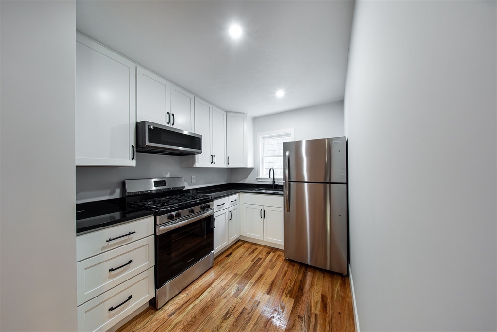 121 Horton St