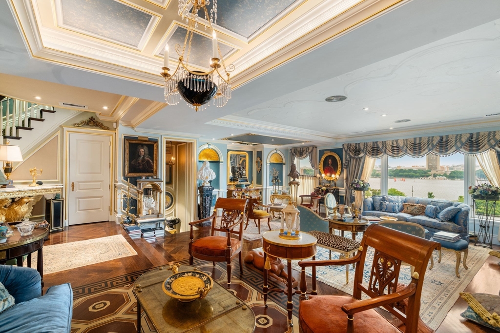 316 Beacon St 4