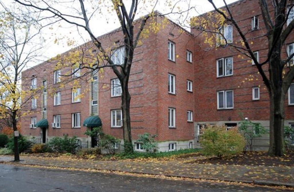 150 Beaconsfield Road #1, Brookline, MA Photo #7