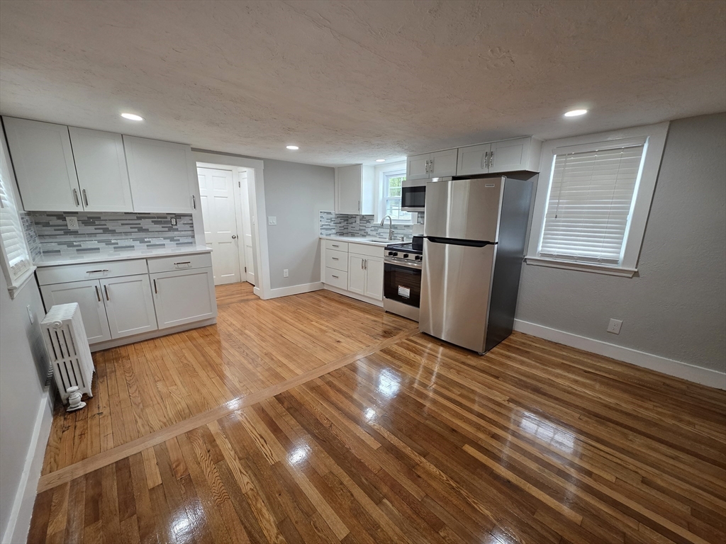 Photo of 154 Pleasant Street, Marlborough, MA