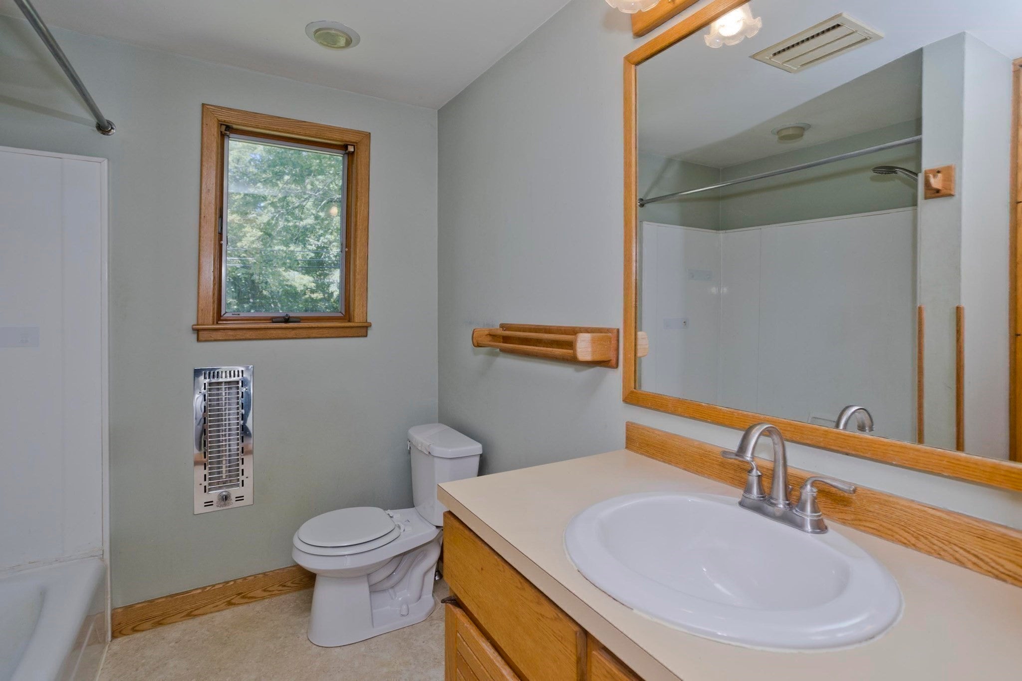 54 Ryan Rd, Northampton, MA Photo #19