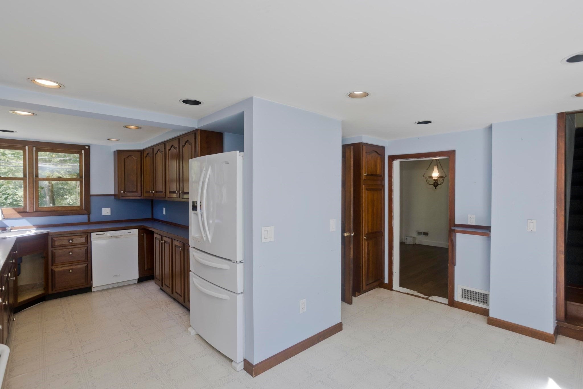 54 Ryan Rd, Northampton, MA Photo #6