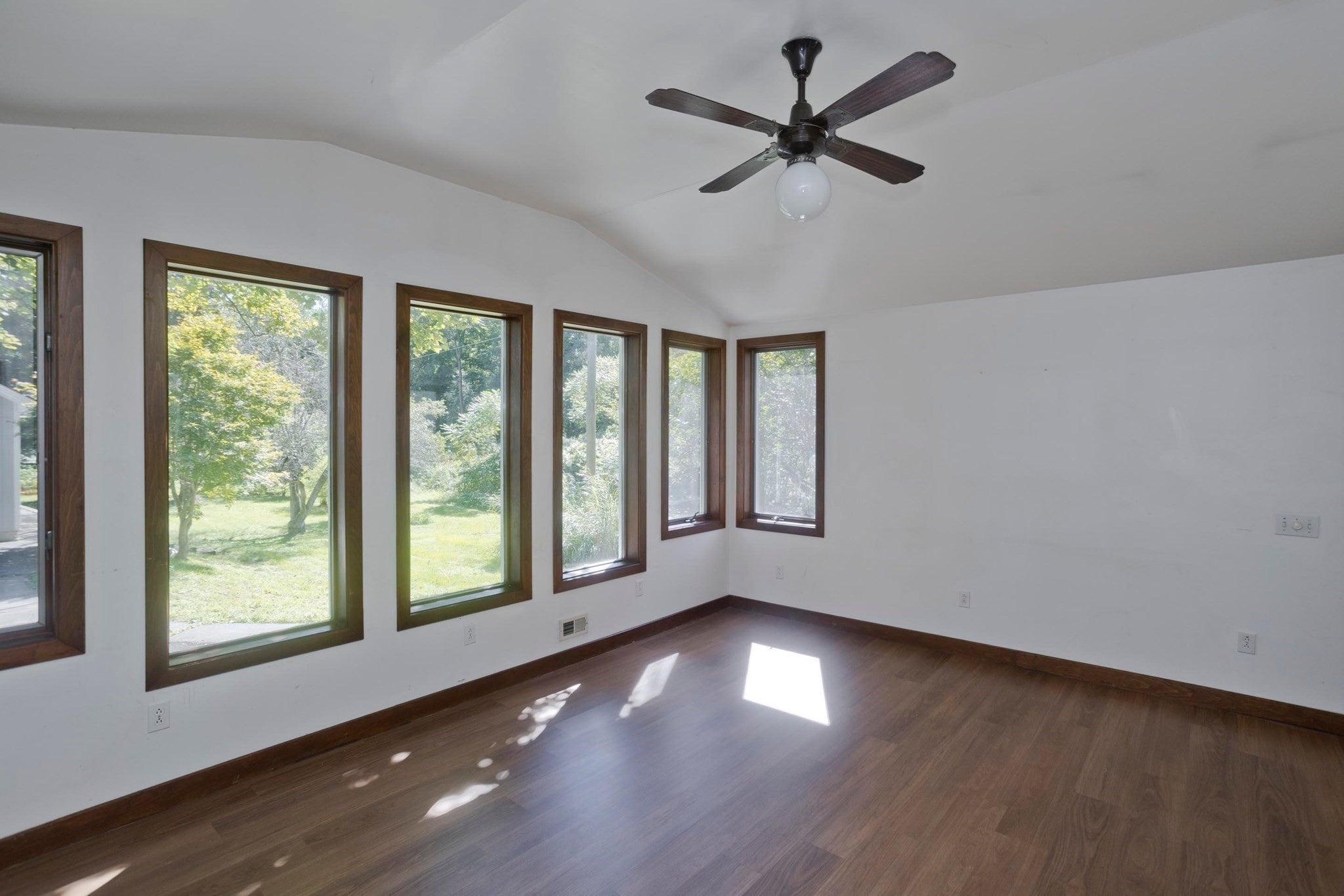 54 Ryan Rd, Northampton, MA Photo #11