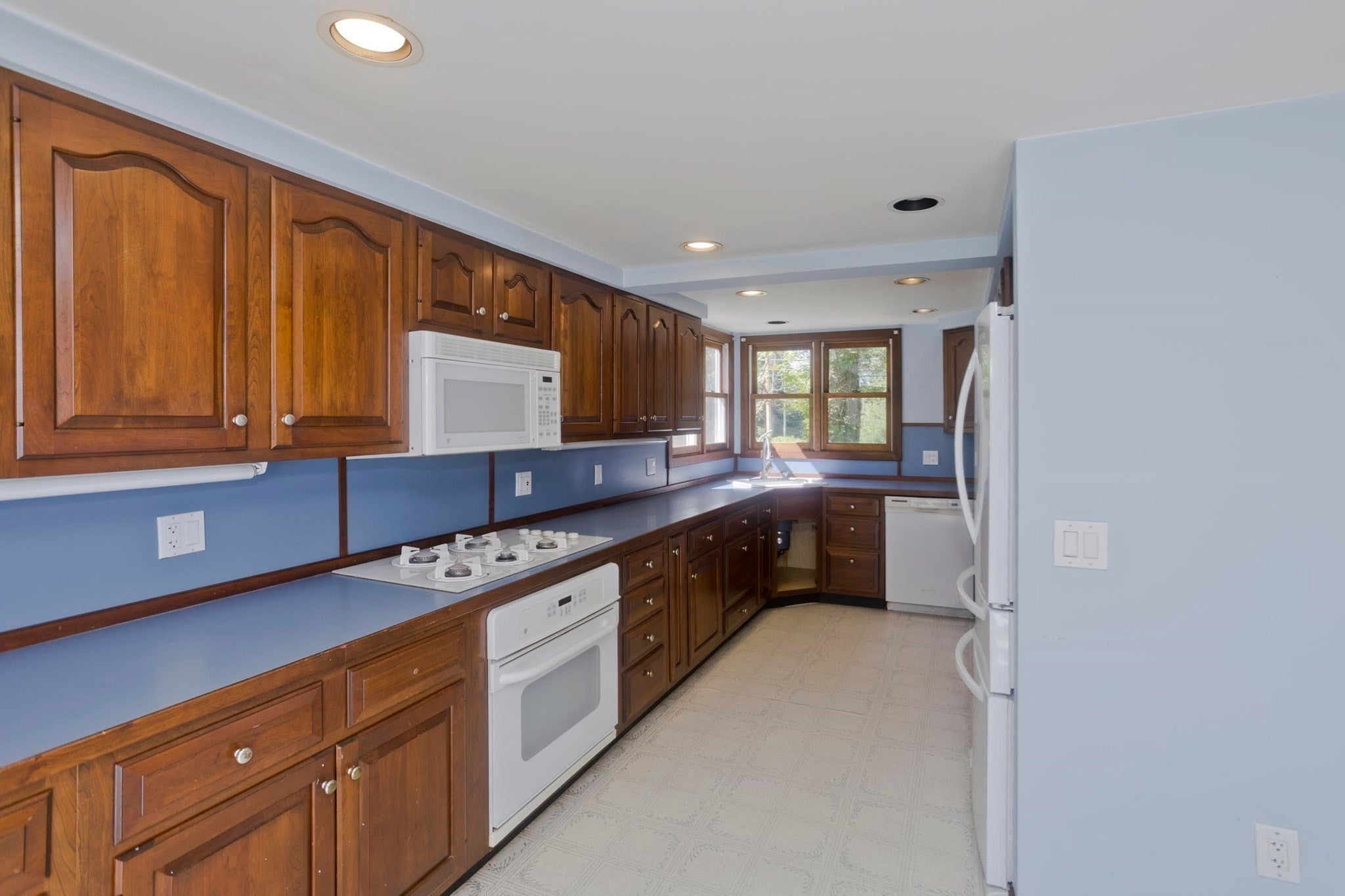 54 Ryan Rd, Northampton, MA Photo #7