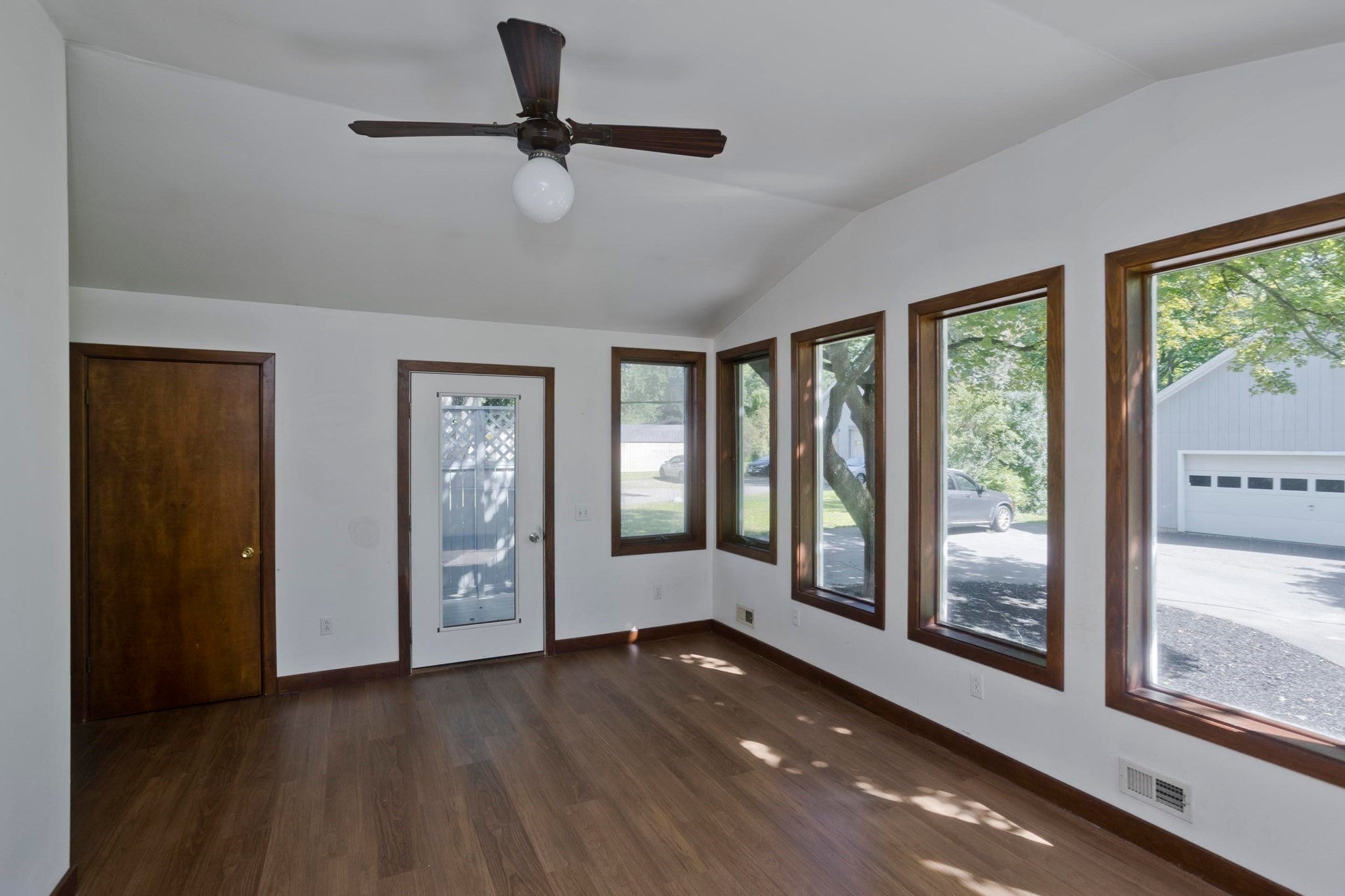 54 Ryan Rd, Northampton, MA Photo #12