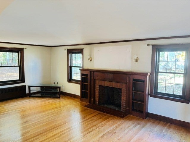 62 Oak St