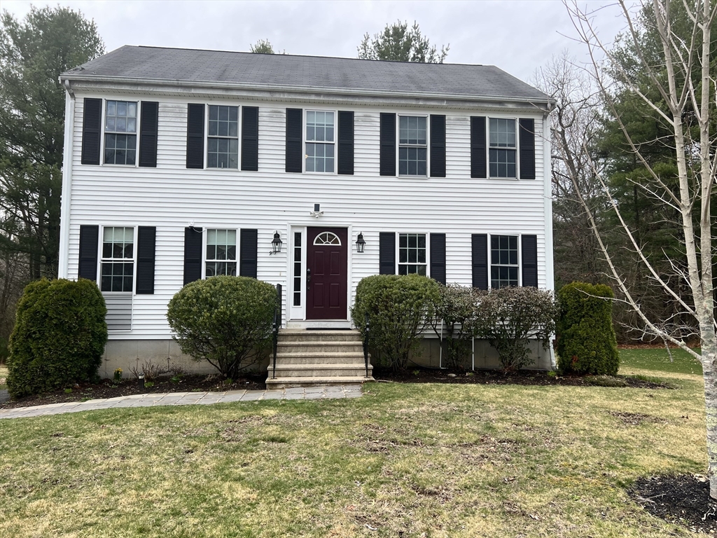 917 Dighton Woods Cir