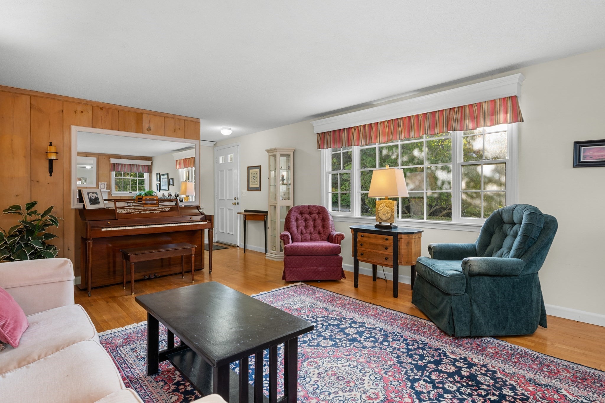 36 Monument View Rd