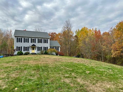 114 Blood Rd Townsend MA 01474