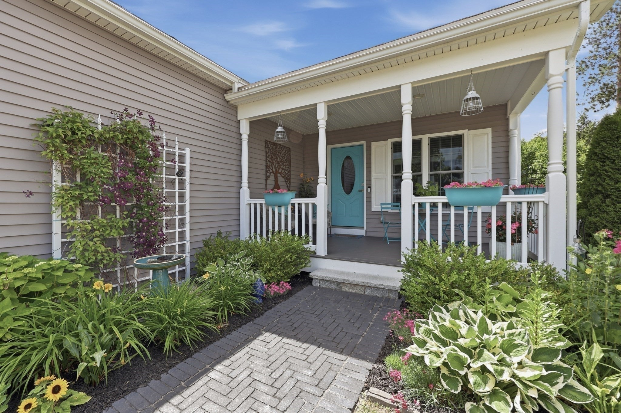 47 Hyde Park Circle 47, Uxbridge MA 01569
