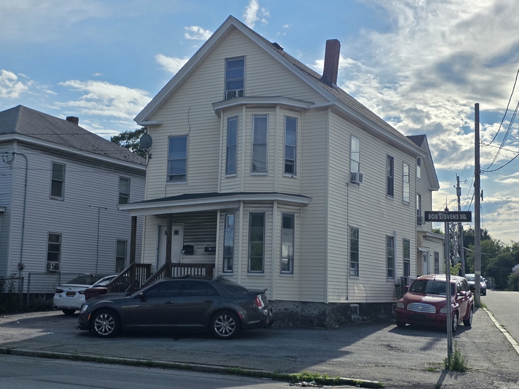 375 Chelmsford St