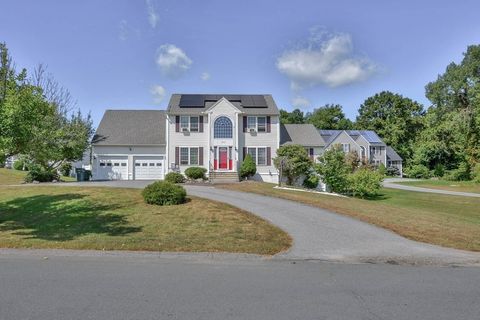 109 Macintosh Ln Fitchburg MA 01420