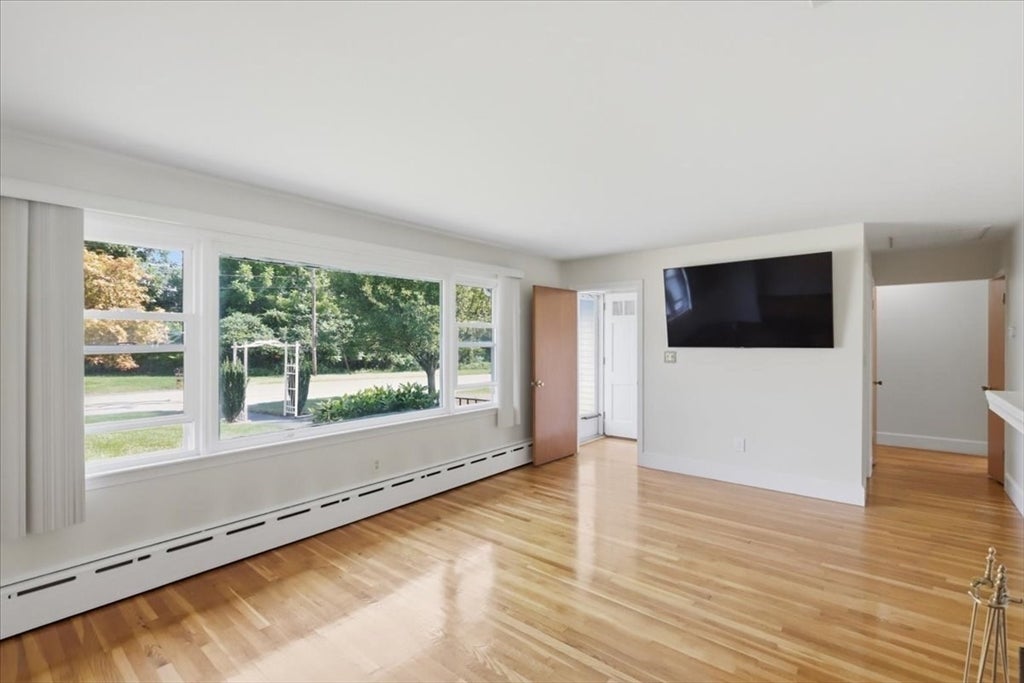 18 Picard Court, Swansea, MA Photo #7