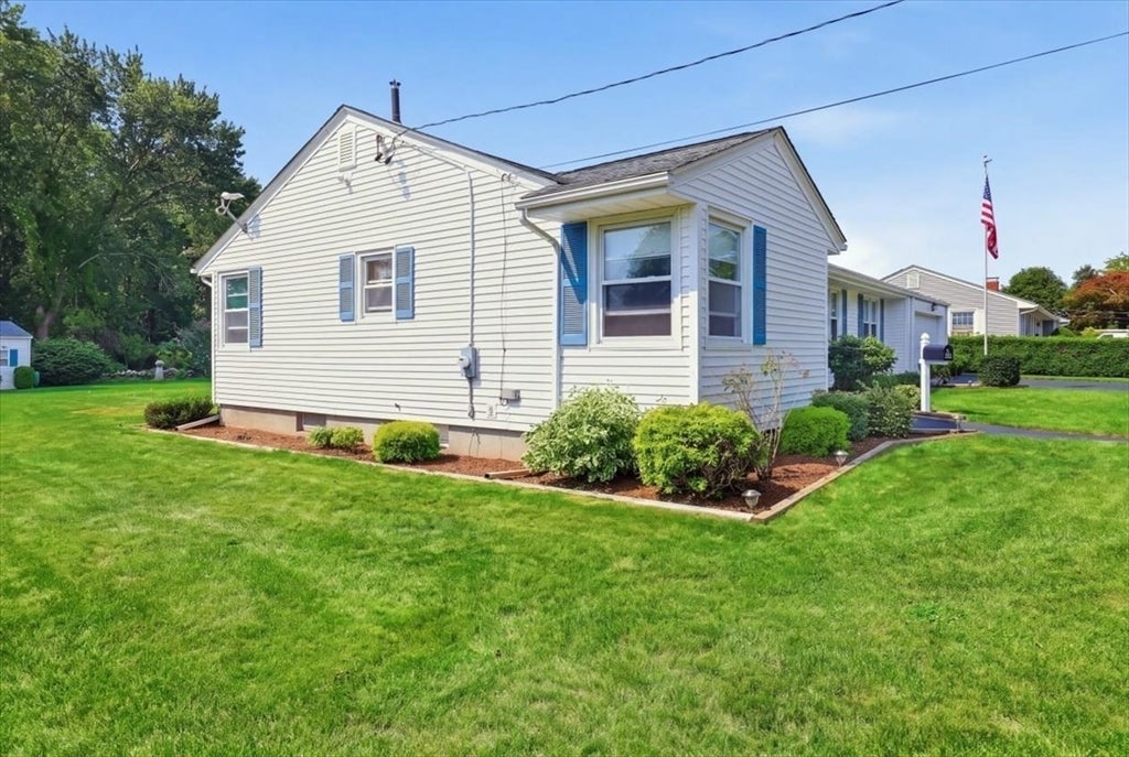 18 Picard Court, Swansea, MA Photo #40