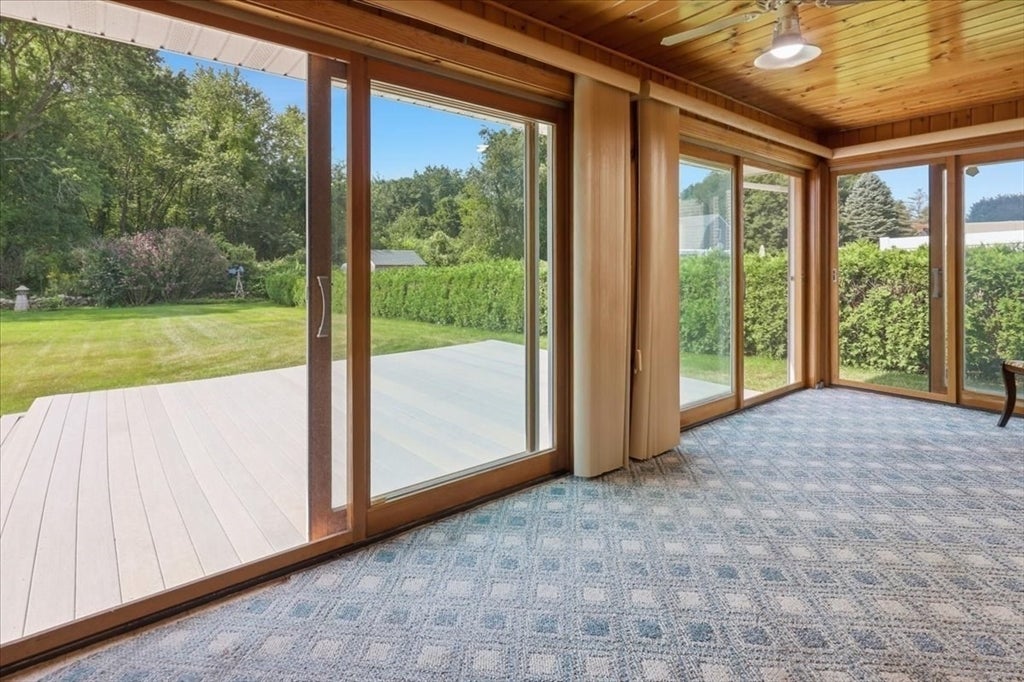 18 Picard Court, Swansea, MA Photo #11