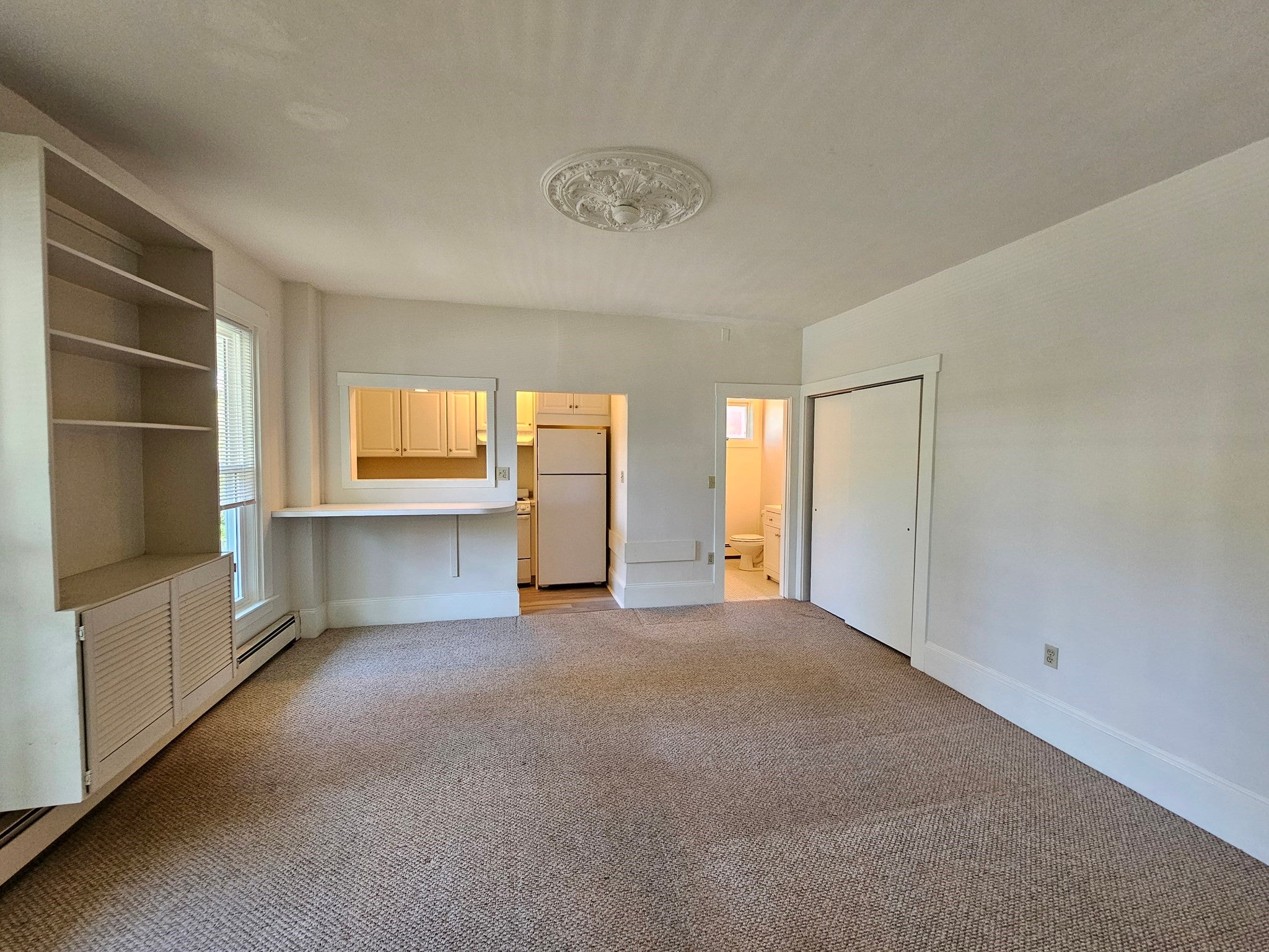 40 East Main St 1F