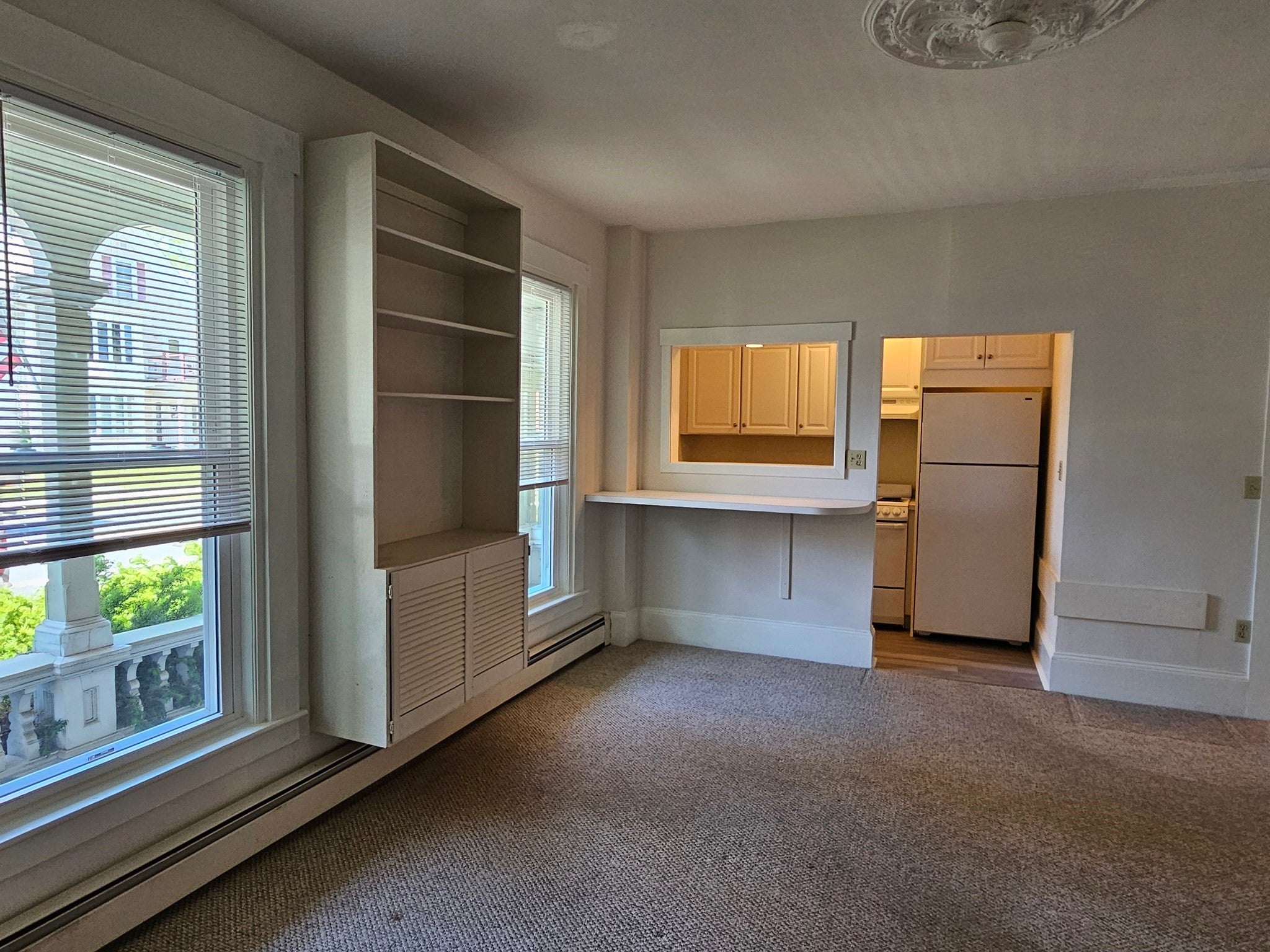40 East Main St 1F