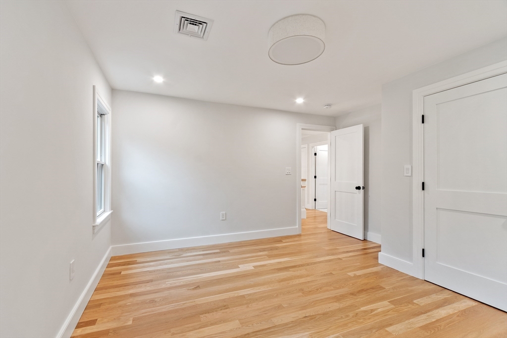 127 Lee Dr, Concord, MA Photo #27