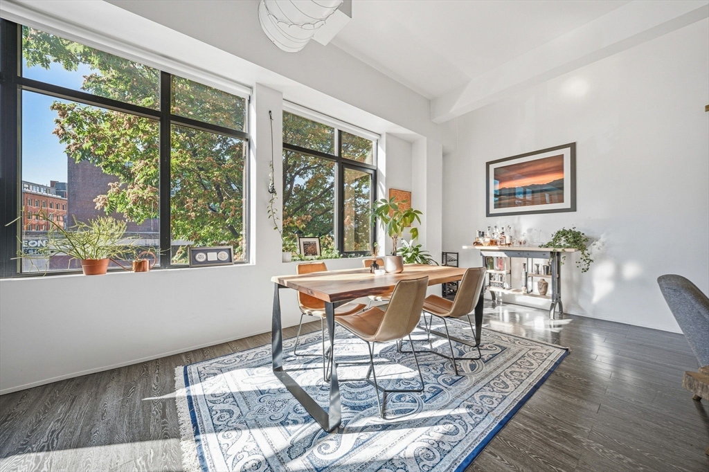 1180-1200 Washington St 215