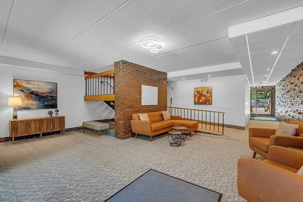 146 Marble St #211, Stoneham, MA Photo #17