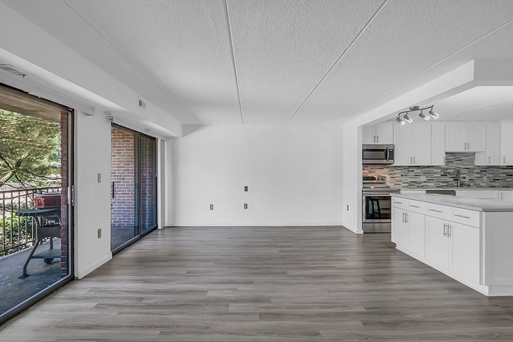 146 Marble St #211, Stoneham, MA Photo #6
