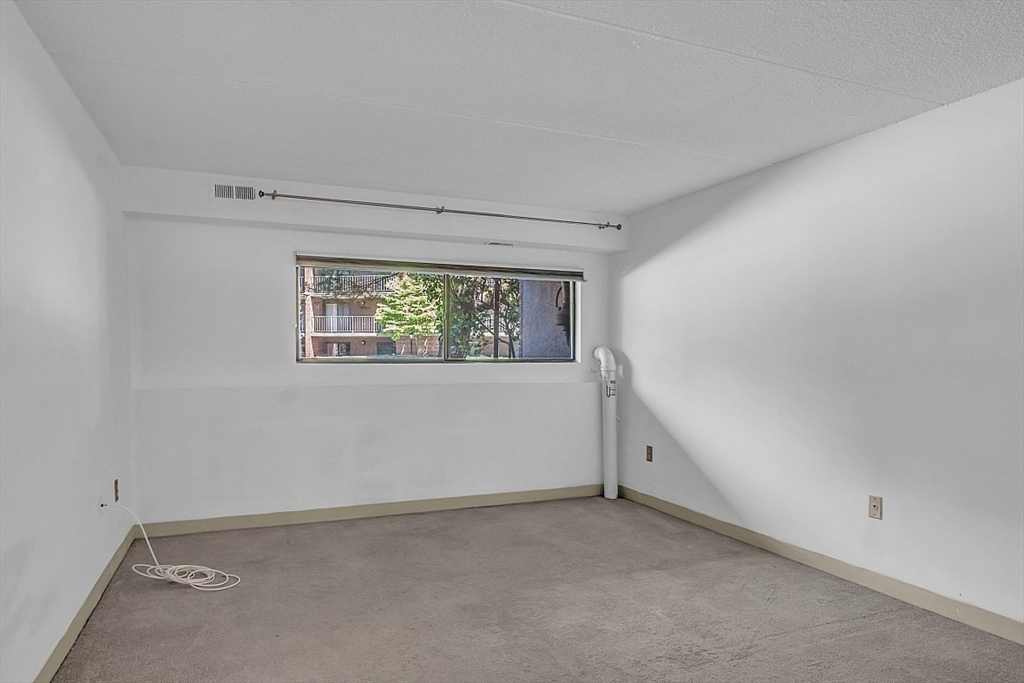 146 Marble St #211, Stoneham, MA Photo #10