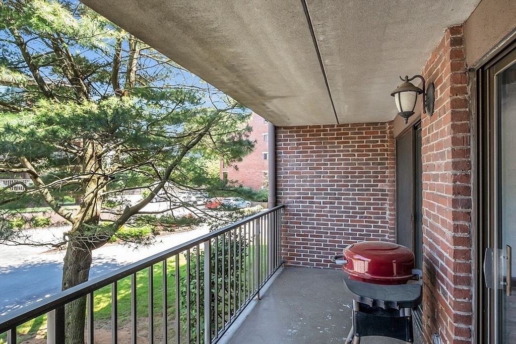 146 Marble St #211, Stoneham, MA Photo #16