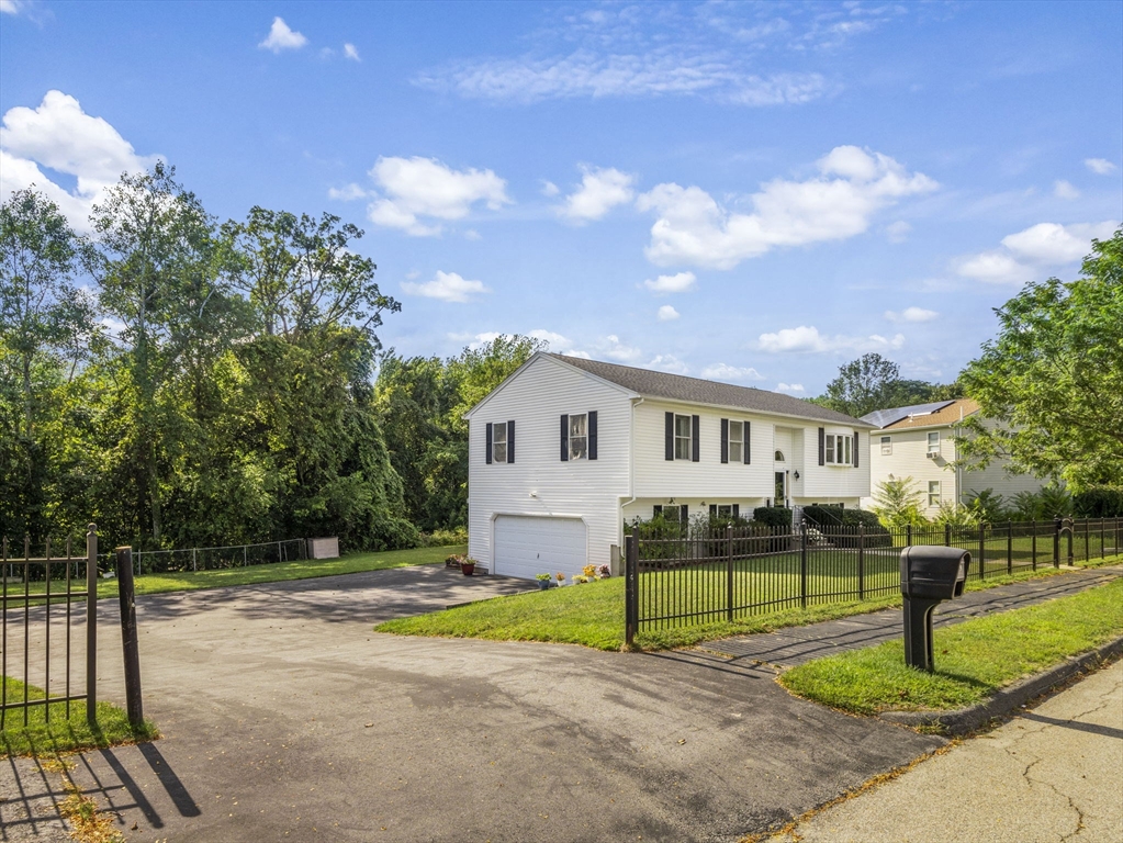 19 Arborwood Drive