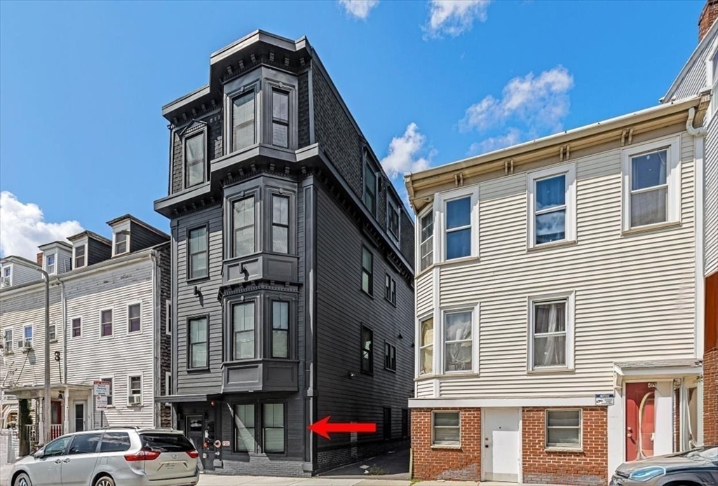 38 Lexington Street #1