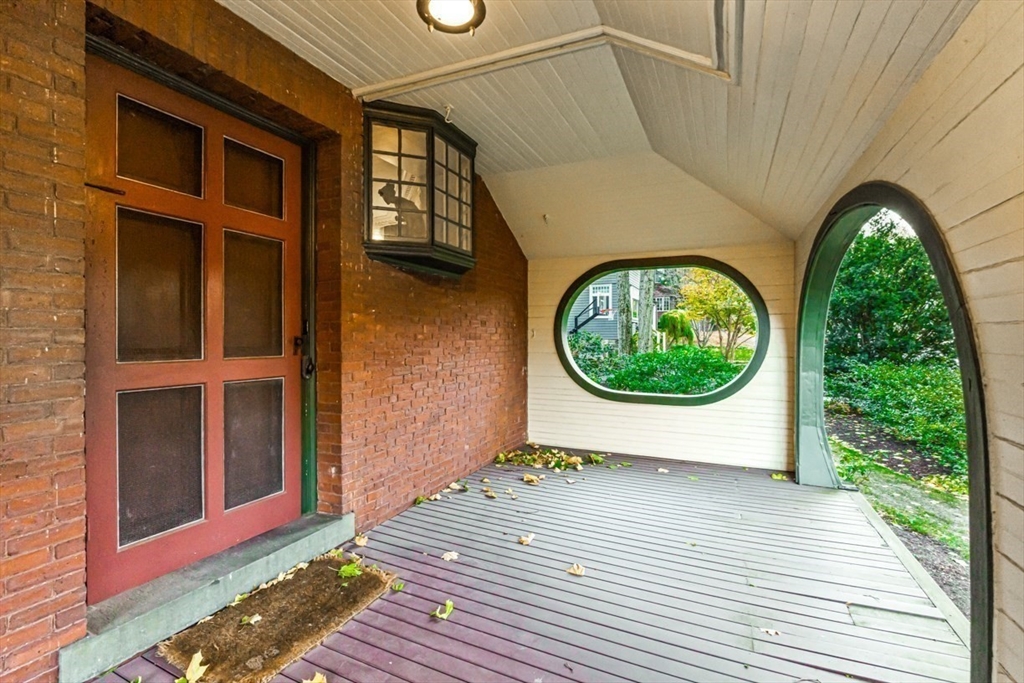 27 Irving Street