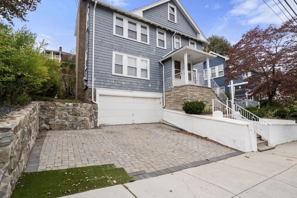 56-58 Edgecliff Rd