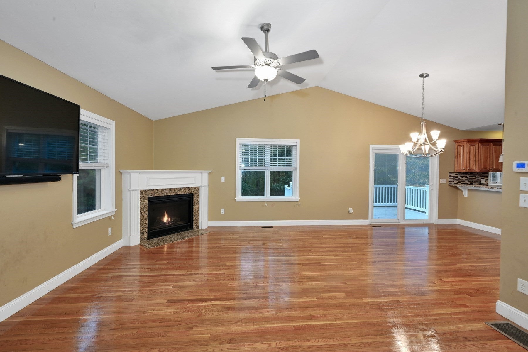 55 Surrey Ln #55, East Bridgewater, MA, 55 Surrey Ln #55, East Bridgewater, MA Photo #8