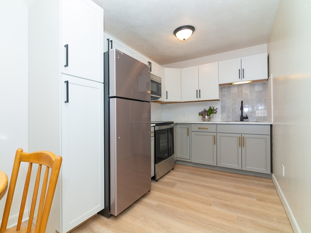 137 Winthrop St 12A