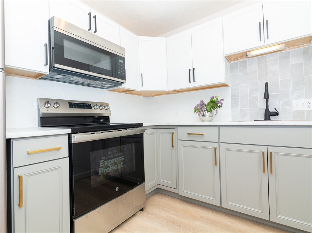 137 Winthrop St 12A