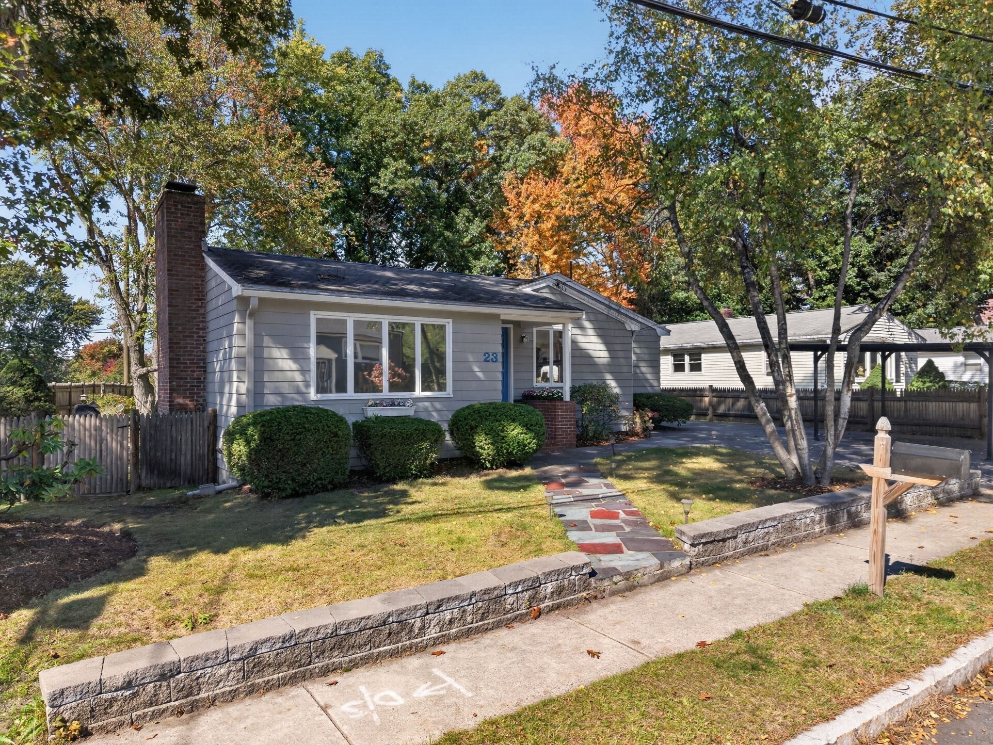 23 Birch Rd, Waltham, MA Photo #1