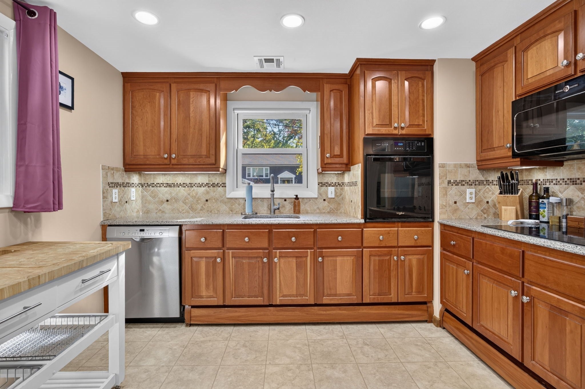 23 Birch Rd, Waltham, MA Photo #6