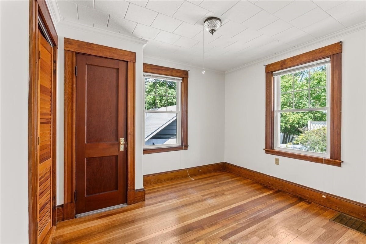 22-24 Leonard Rd, Weymouth, MA Photo #9
