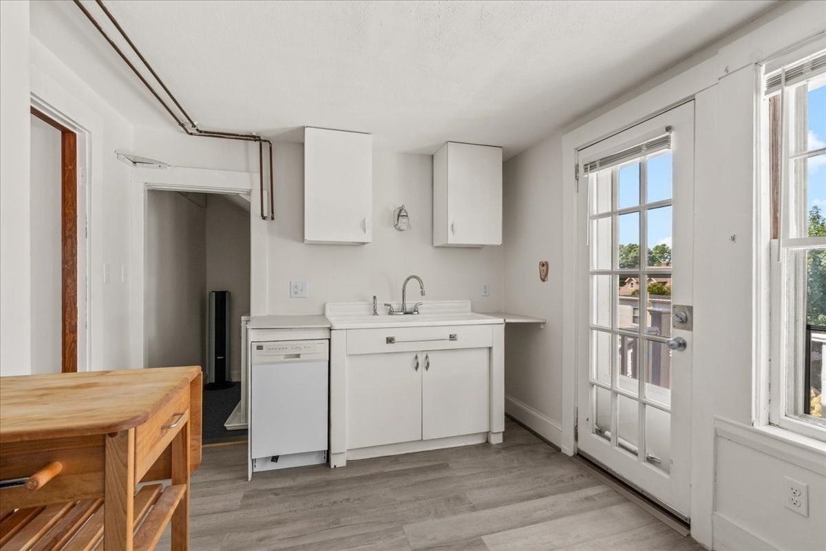 22-24 Leonard Rd, Weymouth, MA Photo #13