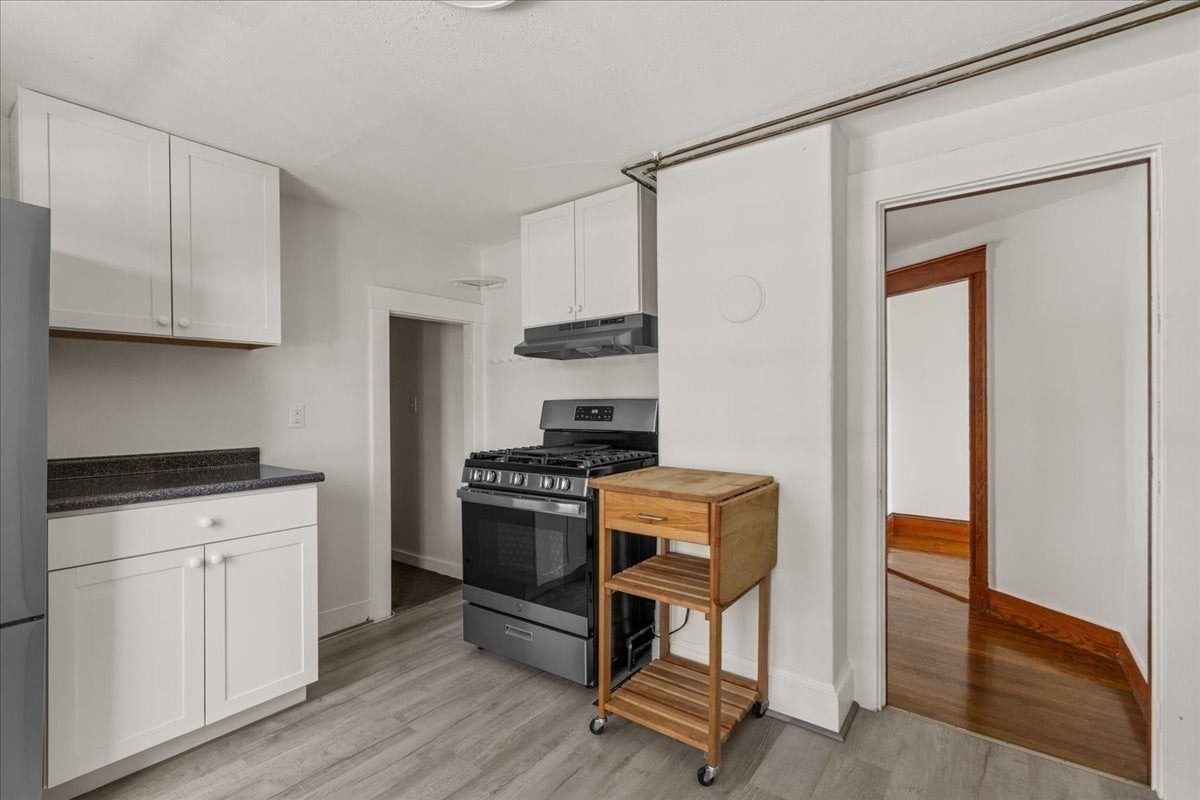 22-24 Leonard Rd, Weymouth, MA Photo #16