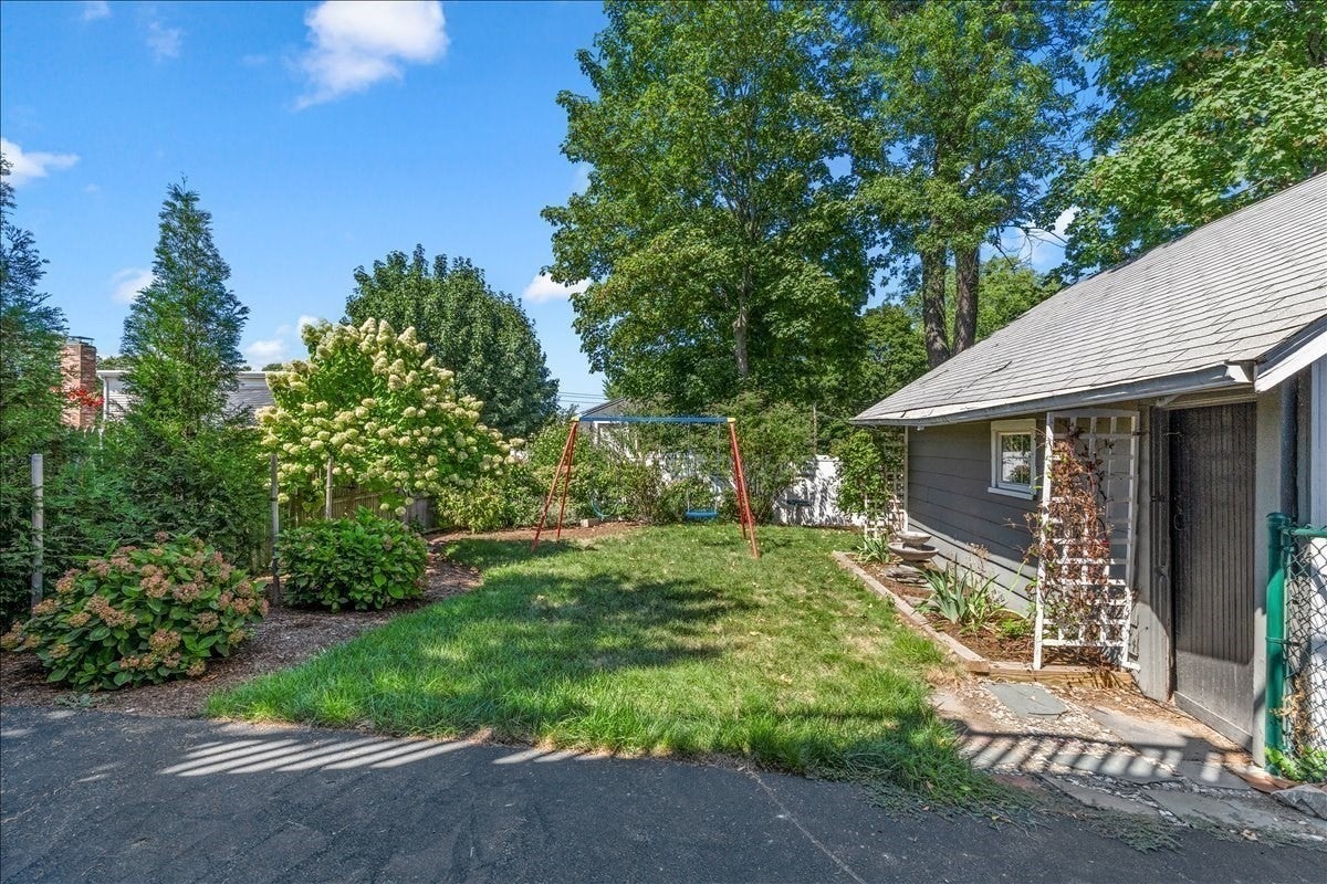 22-24 Leonard Rd, Weymouth, MA Photo #23