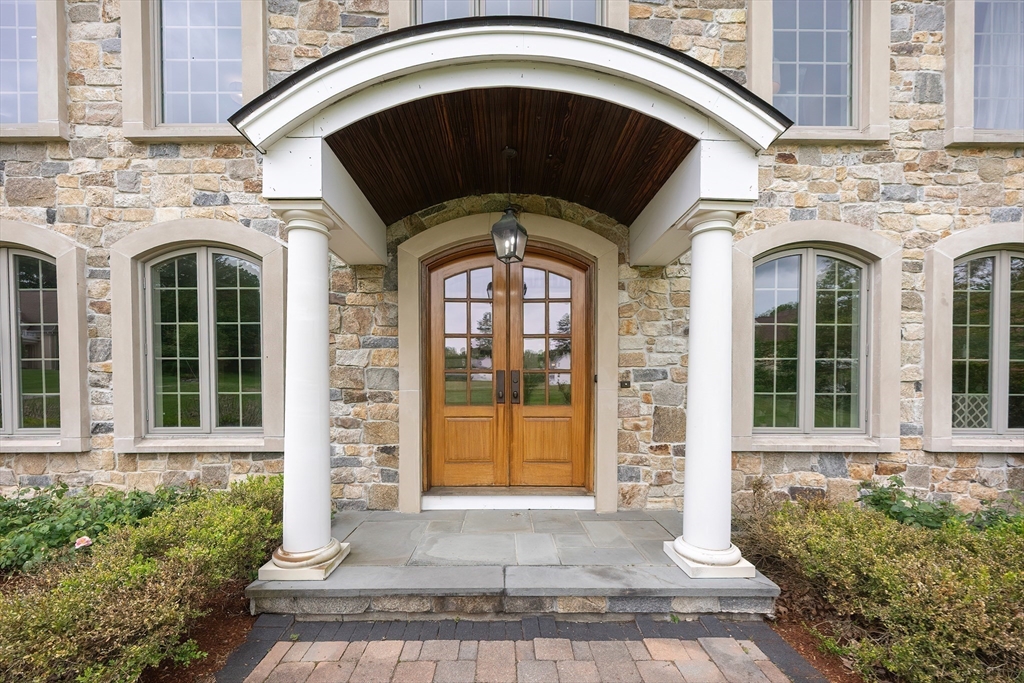 5 Copperbeech Circle