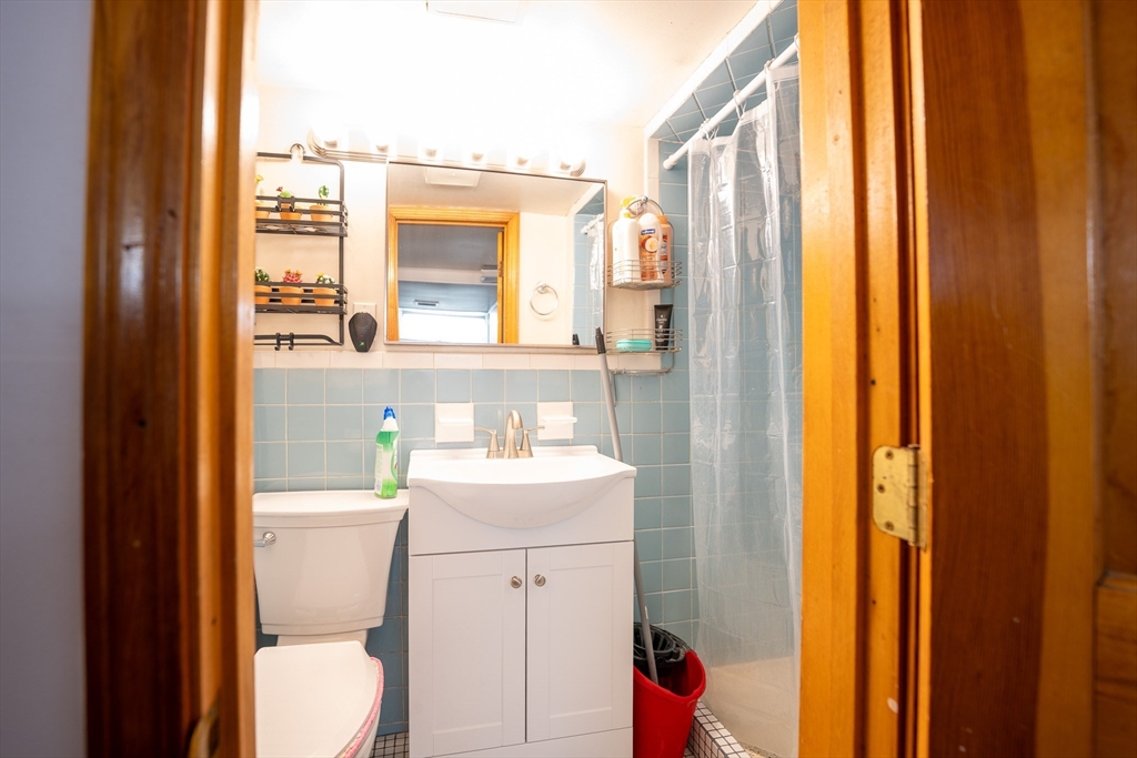 44 Kings Cove Way, Weymouth, MA Photo #12